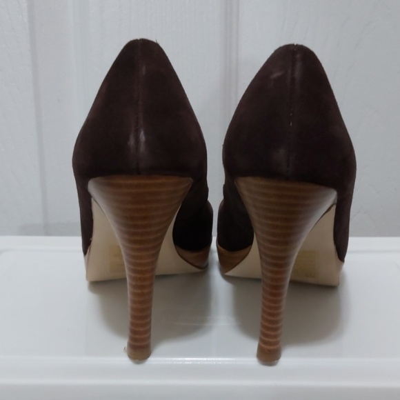 Shoes - Picture 4 of 6